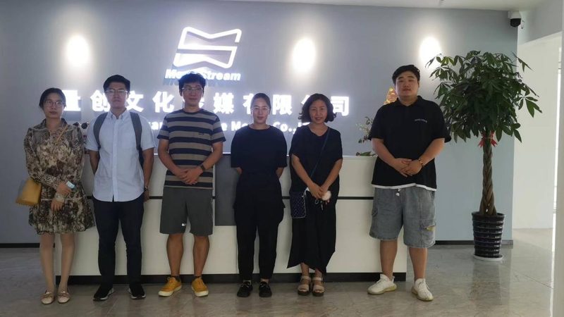 直播代运营，小团队如何选择性价比方案？**